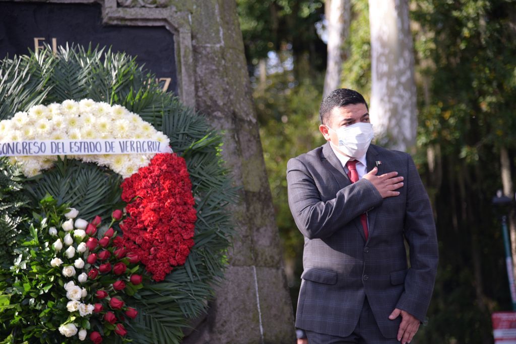 Diputado Juan Javier Gómez Cazarín